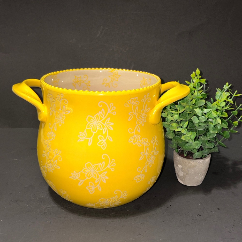 Temp-tations by Tara Floral Lace Yellow Ceramic Crock 7in Handles PPP-LD-404177